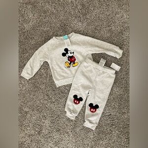 Disney Baby 2 Piece Set Sweatsuit Mickey Mouse Embroidery Grey SZ: 12M